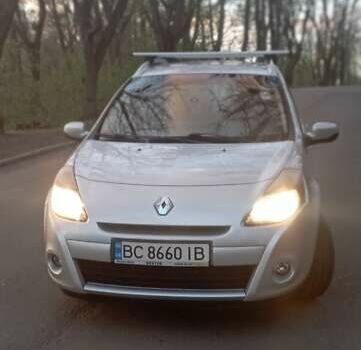Рено Клио 2010 в Львове на Automoto.ua Серый Рено Клио, объемом двигателя 1.6 л и пробегом 246 тыс. км за 4700 $, фото 13 на Automoto.ua