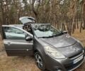 Серый Рено Клио, объемом двигателя 1.2 л и пробегом 220 тыс. км за 5000 $, фото 1 на Automoto.ua