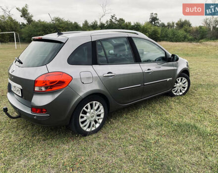 Сірий Рено Кліо, об'ємом двигуна 1.5 л та пробігом 260 тис. км за 5600 $, фото 5 на Automoto.ua