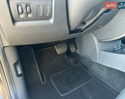 Сірий Рено Кліо, об'ємом двигуна 1.6 л та пробігом 61 тис. км за 8999 $, фото 20 на Automoto.ua