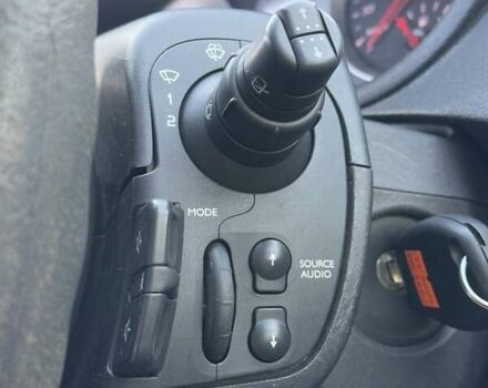 Сірий Рено Кліо, об'ємом двигуна 1.2 л та пробігом 202 тис. км за 5500 $, фото 28 на Automoto.ua