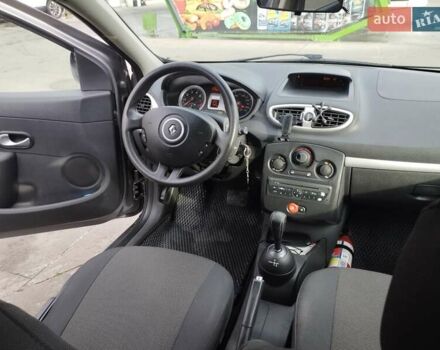 Сірий Рено Кліо, об'ємом двигуна 1.15 л та пробігом 187 тис. км за 4750 $, фото 4 на Automoto.ua