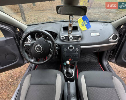 Рено Кліо 2010 у Дніпро (Дніпропетровську) на Automoto.ua Сірий Рено Кліо, об'ємом двигуна 1.15 л та пробігом 220 тис. км за 5000 $, фото 7 на Automoto.ua