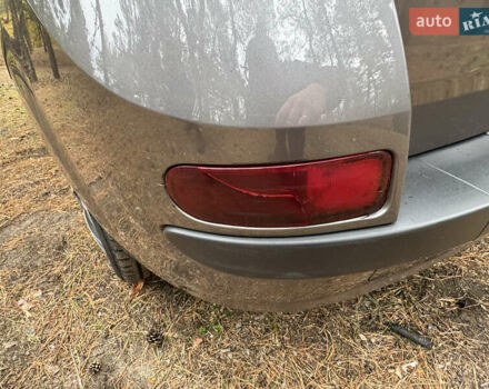 Рено Кліо 2010 у Дніпро (Дніпропетровську) на Automoto.ua Сірий Рено Кліо, об'ємом двигуна 1.15 л та пробігом 220 тис. км за 5000 $, фото 13 на Automoto.ua