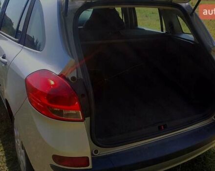 Серый Рено Клио, объемом двигателя 1.5 л и пробегом 230 тыс. км за 5500 $, фото 4 на Automoto.ua