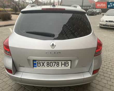 Серый Рено Клио, объемом двигателя 1.15 л и пробегом 192 тыс. км за 5999 $, фото 3 на Automoto.ua