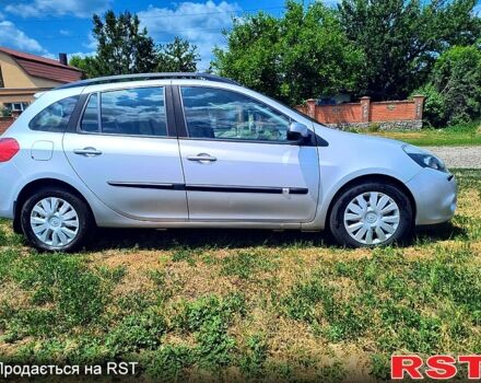 Серый Рено Клио, объемом двигателя 1.1 л и пробегом 142 тыс. км за 5200 $, фото 4 на Automoto.ua