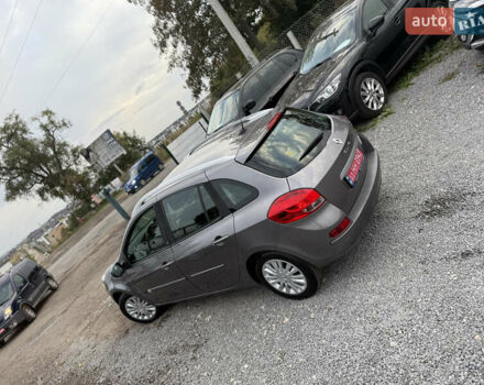 Сірий Рено Кліо, об'ємом двигуна 1.2 л та пробігом 170 тис. км за 6555 $, фото 3 на Automoto.ua
