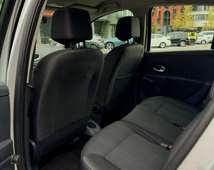 Серый Рено Клио, объемом двигателя 1.2 л и пробегом 226 тыс. км за 5500 $, фото 9 на Automoto.ua