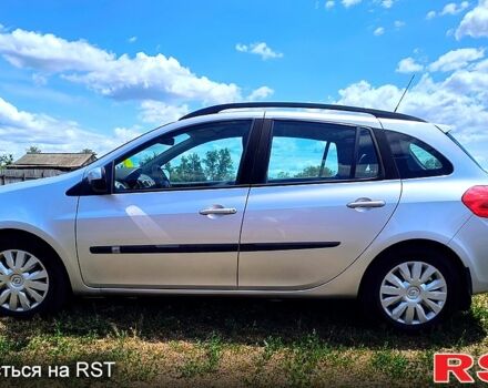 Серый Рено Клио, объемом двигателя 1.1 л и пробегом 142 тыс. км за 5200 $, фото 5 на Automoto.ua