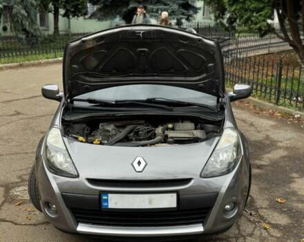 Сірий Рено Кліо, об'ємом двигуна 1.2 л та пробігом 225 тис. км за 4700 $, фото 3 на Automoto.ua