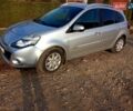 Рено Клио 2011 в Снятине на Automoto.ua Серый Рено Клио, объемом двигателя 1.5 л и пробегом 266 тыс. км за 5499 $, фото 6 на Automoto.ua
