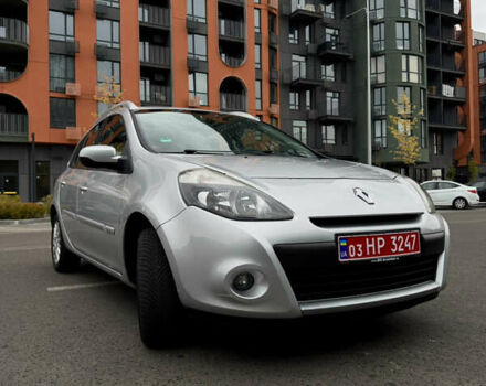 Серый Рено Клио, объемом двигателя 1.2 л и пробегом 226 тыс. км за 5500 $, фото 1 на Automoto.ua