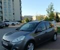 Серый Рено Клио, объемом двигателя 1.6 л и пробегом 183 тыс. км за 6200 $, фото 1 на Automoto.ua