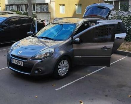 Рено Клио 2012 в Виннице на Automoto.ua Серый Рено Клио, объемом двигателя 1.5 л и пробегом 247 тыс. км за 6000 $, фото 11 на Automoto.ua