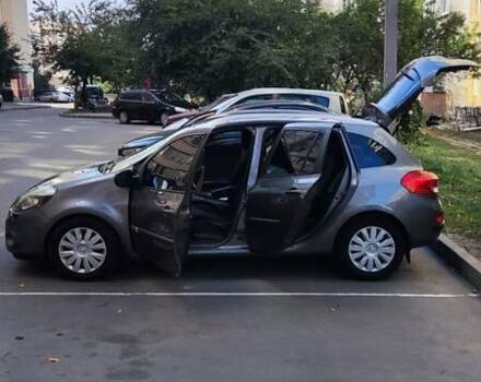 Рено Клио 2012 в Виннице на Automoto.ua Серый Рено Клио, объемом двигателя 1.5 л и пробегом 247 тыс. км за 6000 $, фото 13 на Automoto.ua
