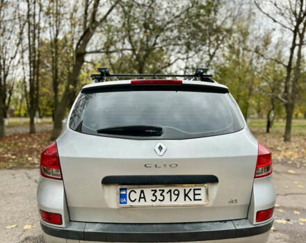Серый Рено Клио, объемом двигателя 1.46 л и пробегом 250 тыс. км за 4900 $, фото 1 на Automoto.ua