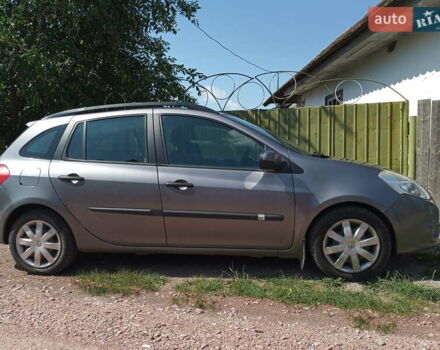 Серый Рено Клио, объемом двигателя 1.5 л и пробегом 187 тыс. км за 6400 $, фото 3 на Automoto.ua