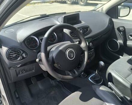 Сірий Рено Кліо, об'ємом двигуна 1.5 л та пробігом 233 тис. км за 6499 $, фото 18 на Automoto.ua