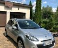 Серый Рено Клио, объемом двигателя 1.6 л и пробегом 197 тыс. км за 5800 $, фото 1 на Automoto.ua