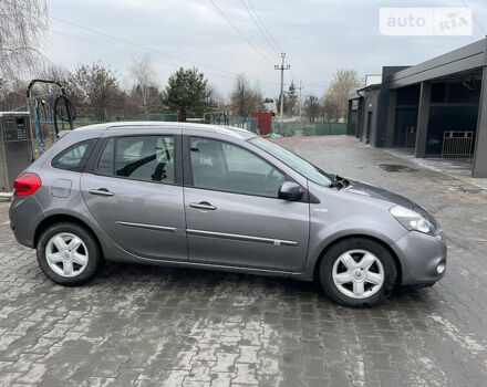 Сірий Рено Кліо, об'ємом двигуна 1.5 л та пробігом 269 тис. км за 5400 $, фото 6 на Automoto.ua