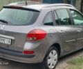 Серый Рено Клио, объемом двигателя 1.46 л и пробегом 325 тыс. км за 4750 $, фото 4 на Automoto.ua