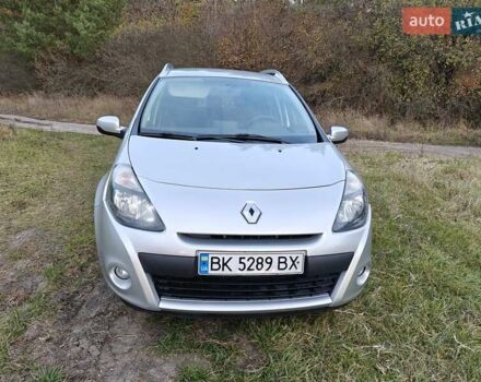 Серый Рено Клио, объемом двигателя 1.46 л и пробегом 202 тыс. км за 5900 $, фото 1 на Automoto.ua