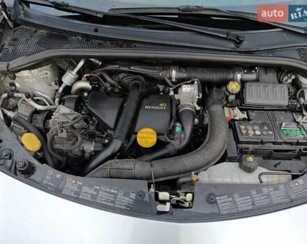 Серый Рено Клио, объемом двигателя 1.46 л и пробегом 202 тыс. км за 5900 $, фото 26 на Automoto.ua