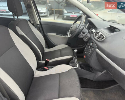 Сірий Рено Кліо, об'ємом двигуна 1.5 л та пробігом 200 тис. км за 5750 $, фото 11 на Automoto.ua