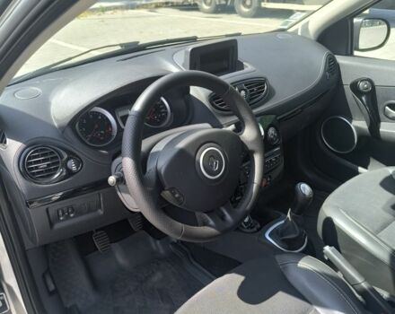 Сірий Рено Кліо, об'ємом двигуна 1.5 л та пробігом 233 тис. км за 6550 $, фото 14 на Automoto.ua