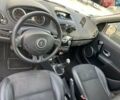 Серый Рено Клио, объемом двигателя 1.6 л и пробегом 195 тыс. км за 6000 $, фото 5 на Automoto.ua