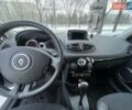 Серый Рено Клио, объемом двигателя 1.6 л и пробегом 110 тыс. км за 7400 $, фото 11 на Automoto.ua