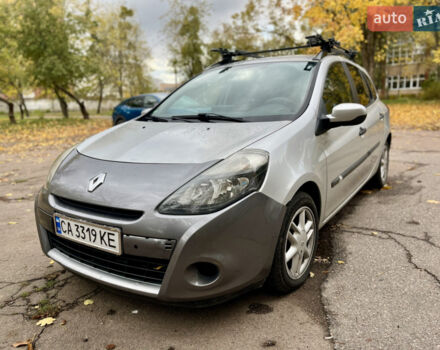 Сірий Рено Кліо, об'ємом двигуна 1.46 л та пробігом 250 тис. км за 4700 $, фото 2 на Automoto.ua