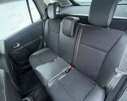 Серый Рено Клио, объемом двигателя 1.6 л и пробегом 110 тыс. км за 7400 $, фото 9 на Automoto.ua