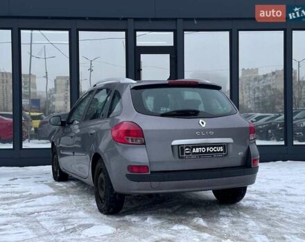 Серый Рено Клио, объемом двигателя 1.46 л и пробегом 382 тыс. км за 4790 $, фото 4 на Automoto.ua