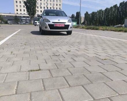 Сірий Рено Кліо, об'ємом двигуна 1.5 л та пробігом 233 тис. км за 6499 $, фото 24 на Automoto.ua