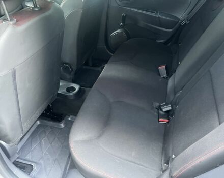 Сірий Рено Кліо, об'ємом двигуна 1.5 л та пробігом 173 тис. км за 7300 $, фото 9 на Automoto.ua