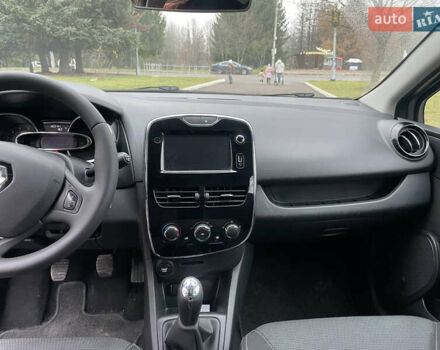 Серый Рено Клио, объемом двигателя 1.5 л и пробегом 223 тыс. км за 7300 $, фото 12 на Automoto.ua