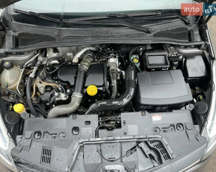 Серый Рено Клио, объемом двигателя 1.5 л и пробегом 223 тыс. км за 7300 $, фото 14 на Automoto.ua