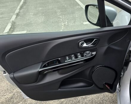 Серый Рено Клио, объемом двигателя 1.2 л и пробегом 104 тыс. км за 9100 $, фото 6 на Automoto.ua