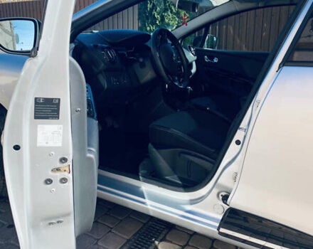 Серый Рено Клио, объемом двигателя 1.5 л и пробегом 253 тыс. км за 8300 $, фото 5 на Automoto.ua