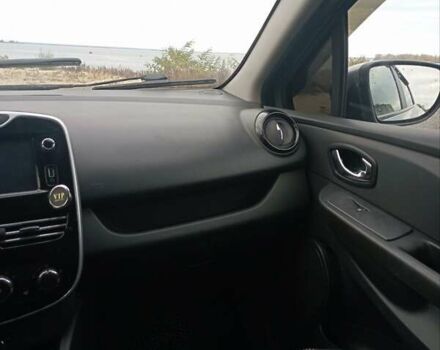 Сірий Рено Кліо, об'ємом двигуна 1.5 л та пробігом 260 тис. км за 7200 $, фото 14 на Automoto.ua