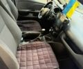 Серый Рено Клио, объемом двигателя 1.5 л и пробегом 327 тыс. км за 6100 $, фото 7 на Automoto.ua