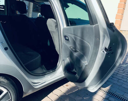 Серый Рено Клио, объемом двигателя 1.5 л и пробегом 253 тыс. км за 8300 $, фото 7 на Automoto.ua