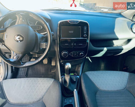 Серый Рено Клио, объемом двигателя 1.5 л и пробегом 253 тыс. км за 8300 $, фото 9 на Automoto.ua