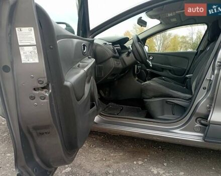 Сірий Рено Кліо, об'ємом двигуна 1.5 л та пробігом 260 тис. км за 7200 $, фото 11 на Automoto.ua