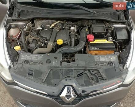 Сірий Рено Кліо, об'ємом двигуна 1.5 л та пробігом 260 тис. км за 7200 $, фото 22 на Automoto.ua