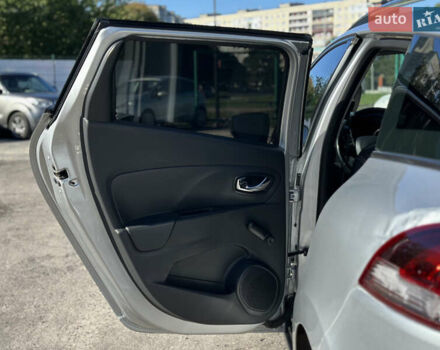 Серый Рено Клио, объемом двигателя 1.46 л и пробегом 222 тыс. км за 7700 $, фото 44 на Automoto.ua
