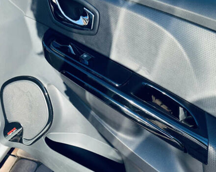 Серый Рено Клио, объемом двигателя 1.5 л и пробегом 253 тыс. км за 8300 $, фото 11 на Automoto.ua