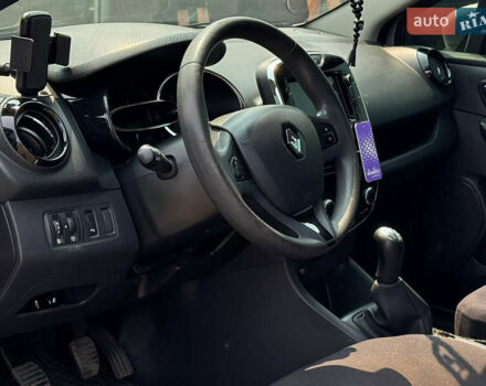 Сірий Рено Кліо, об'ємом двигуна 1.5 л та пробігом 174 тис. км за 7100 $, фото 5 на Automoto.ua